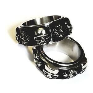 New stainless steel skull ring size 9‎